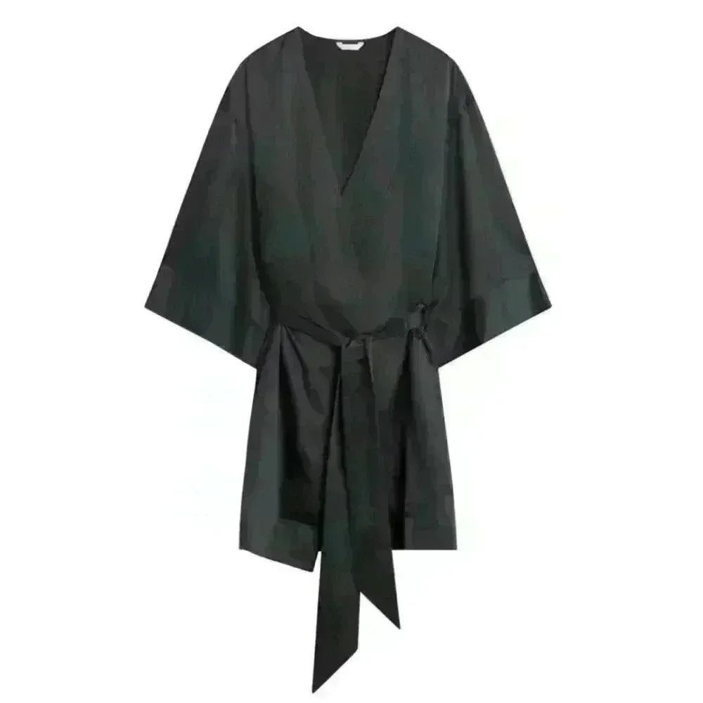 ThirdLove Black Robe - Picture 1 of 10